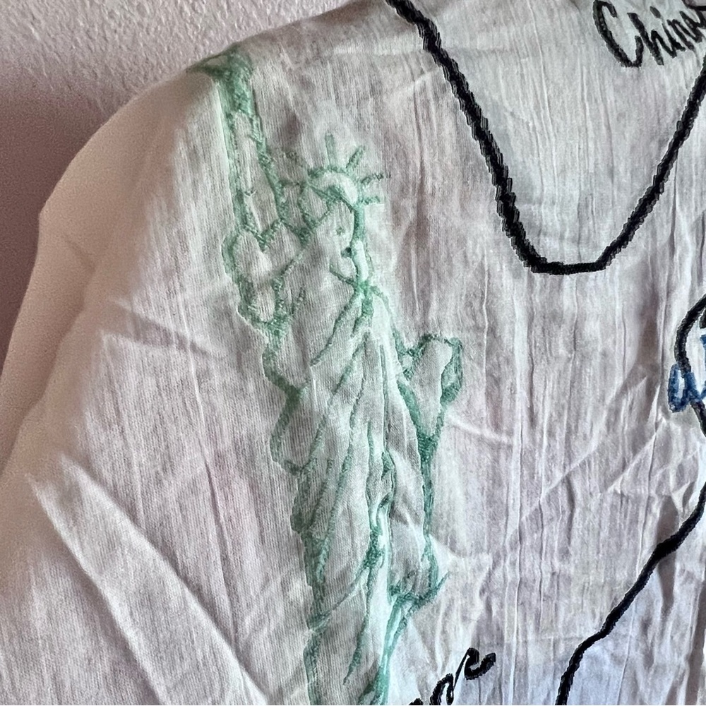 Subway Graffiti Map Scarf - Picture 3 of 6